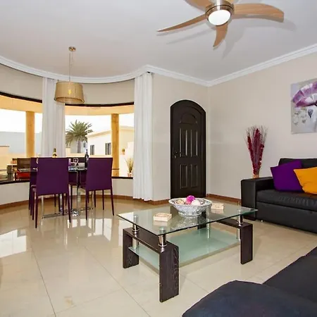 شقة Riviera Park 2b, 2 Bed بويرتو ذيل كارمين
