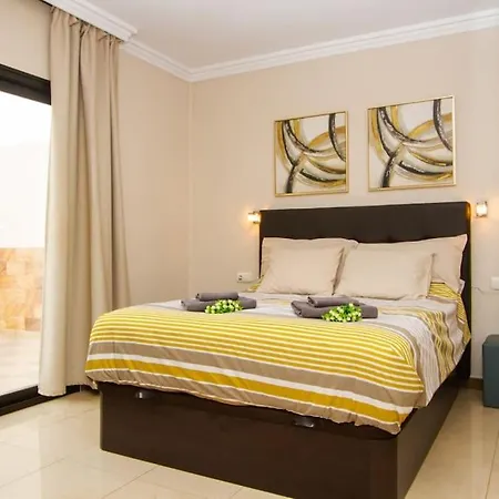 דירה Riviera Park 2b, 2 Bed *