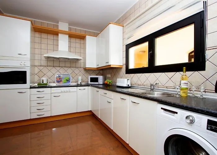 Riviera Park 2b, 2 Bed Apartman Puerto del Carmen