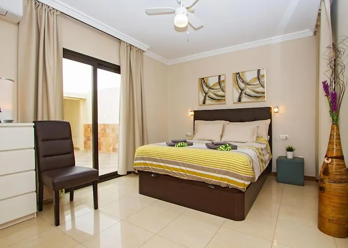 Riviera Park 2b, 2 Bed Apartman